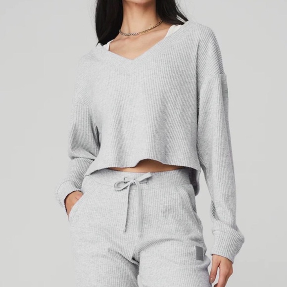 ALO Yoga Tops - ALO Yoga Muse Ribbed Cropped Pullover Gray S